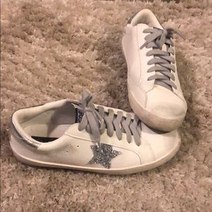 GOLDEN GOOSE DUPES